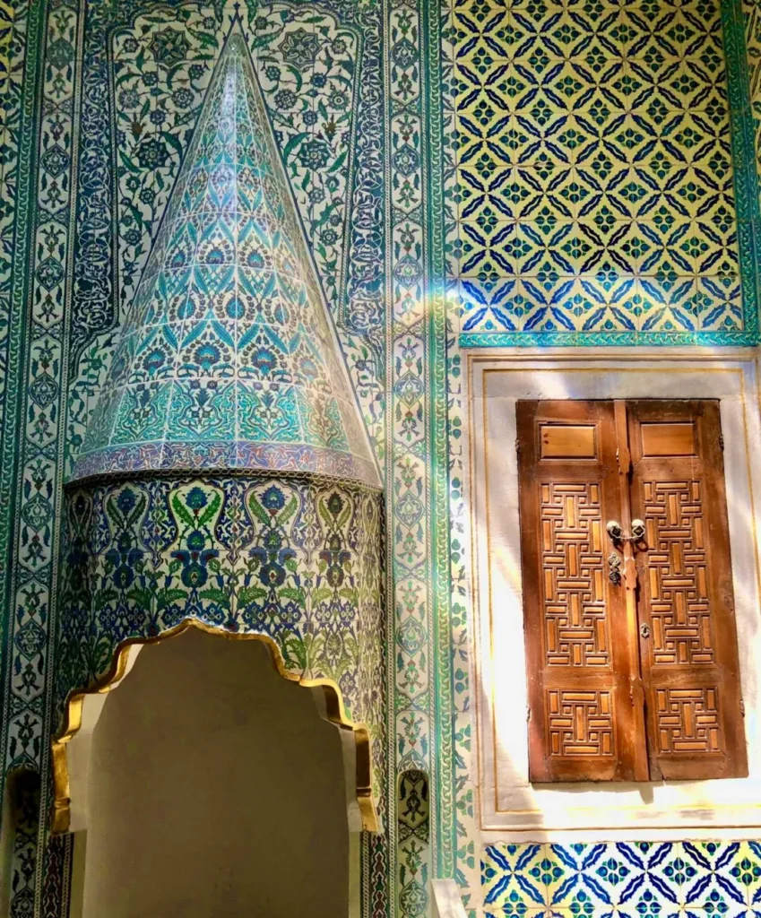 Harem Topkapi: viaggio nel cuore del Palazzo del Sultano 10 Harem topkapi interno