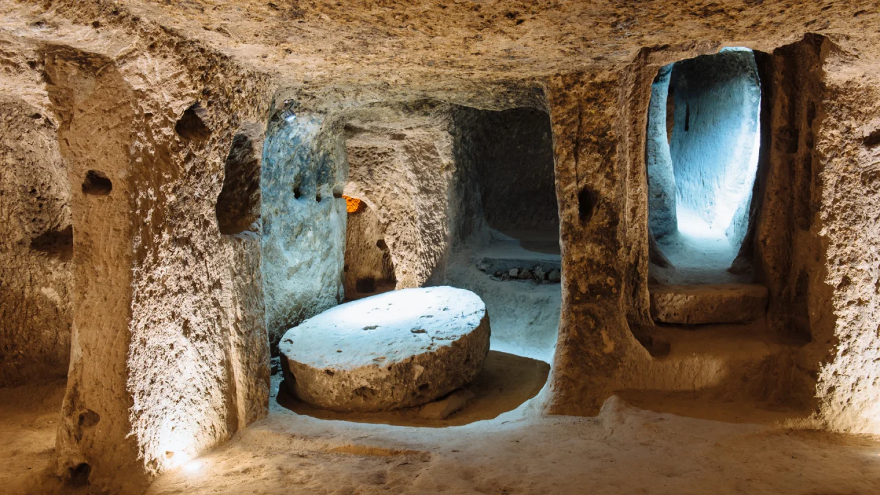 Derinkuyu-città-sotterranea-turchia Derinkuyu-città-sotterranea-turchia
