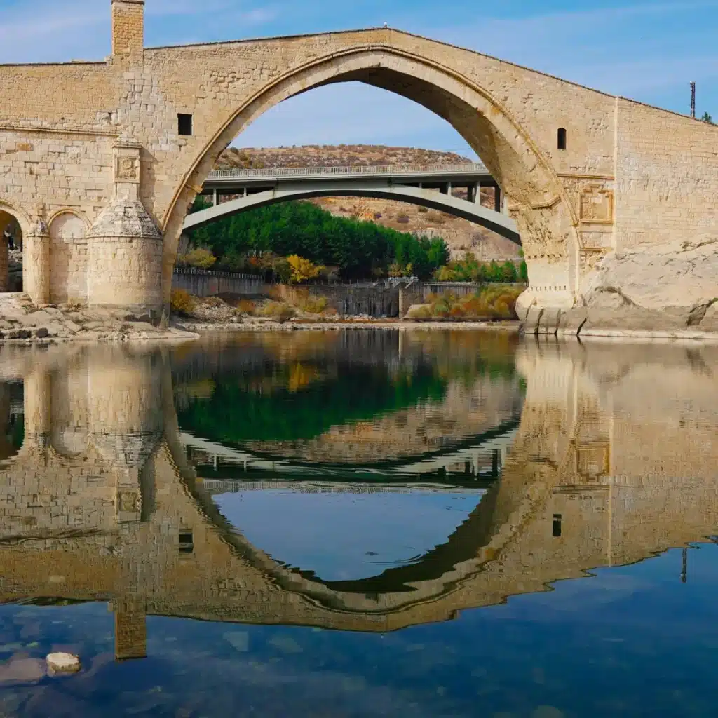 Anatolia sud orientale: dove la Turchia diventa Mesopotamia 7 ponte romano di Diyarbakir On Gozlu Kopru