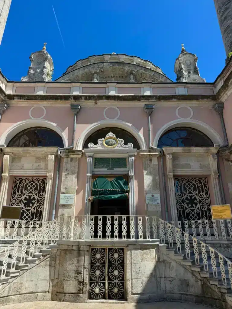 La Moschea sul Bosforo – Büyük Mecidiye Camii Ortaköy 3 Moschea di Ortakoy Buyuk Mecidiye Camii Ortakoy3